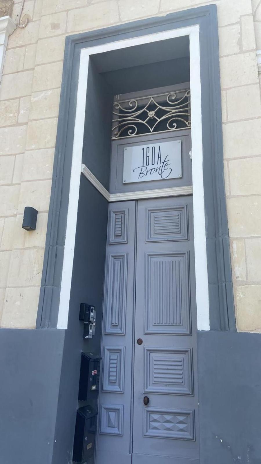 Sliema Distant Seaview Penthouse Apartment Екстериор снимка